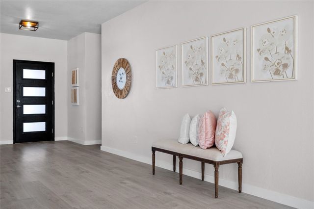 1110 Greywood Drive, Van Alstyne, TX 75495