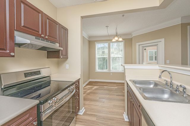 2127 Chatelain Way, Mount Pleasant, SC 29464