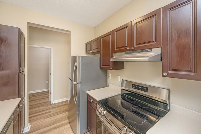 2127 Chatelain Way, Mount Pleasant, SC 29464