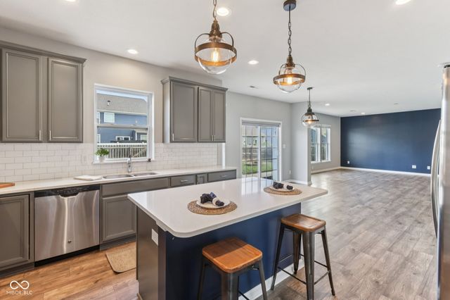 1340 Fieldcrest Lane, Greenwood, IN 46143