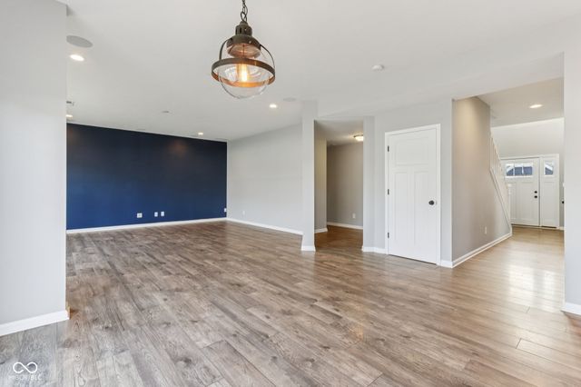 1340 Fieldcrest Lane, Greenwood, IN 46143