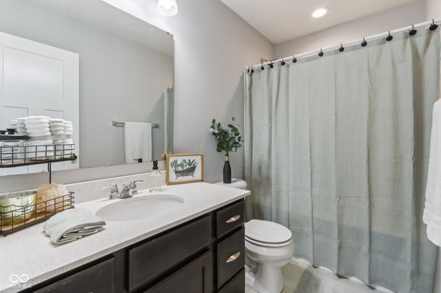 1340 Fieldcrest Lane, Greenwood, IN 46143