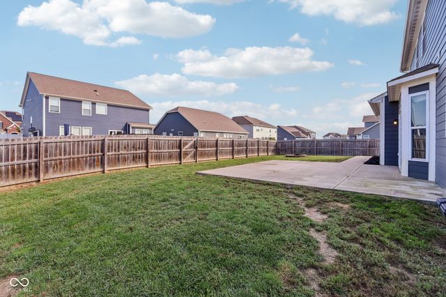 1340 Fieldcrest Lane, Greenwood, IN 46143