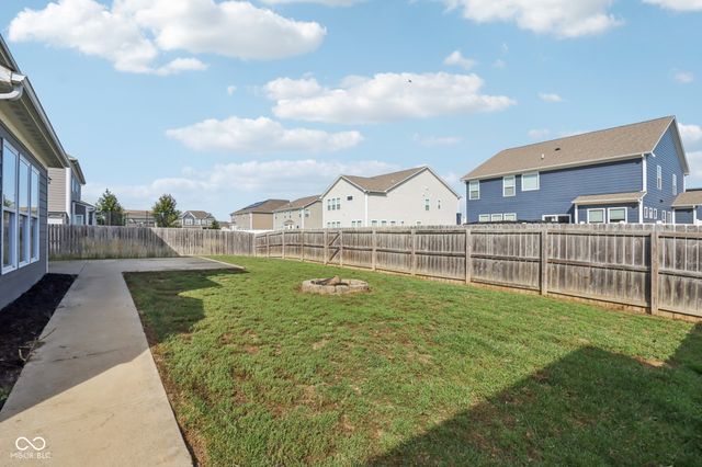 1340 Fieldcrest Lane, Greenwood, IN 46143