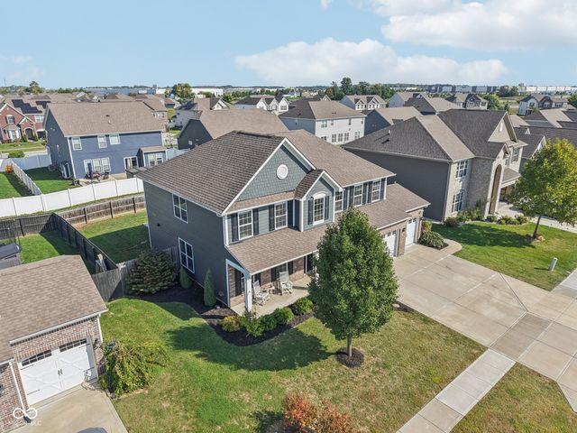 1340 Fieldcrest Lane, Greenwood, IN 46143