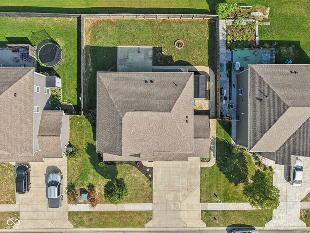 1340 Fieldcrest Lane, Greenwood, IN 46143