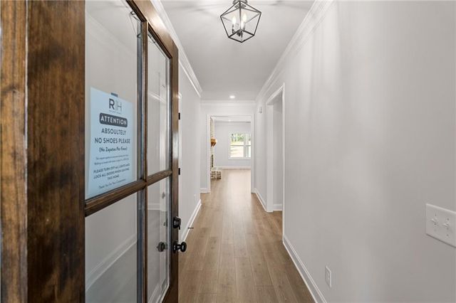 1038 Red Oak Lane, Loganville, GA 30052