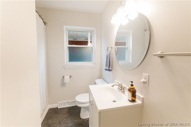 2420 Stover Drive, New Albany, IN 47150