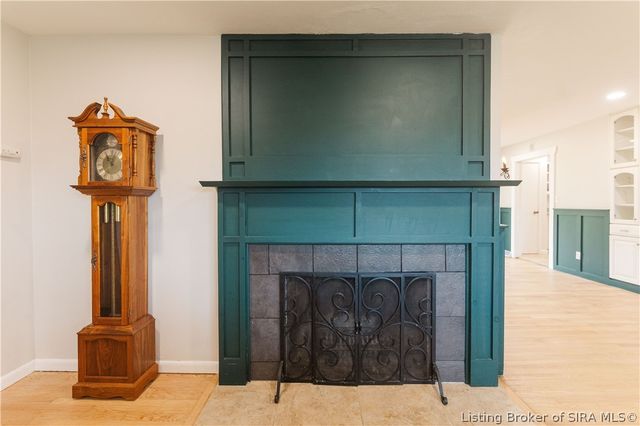 2420 Stover Drive, New Albany, IN 47150