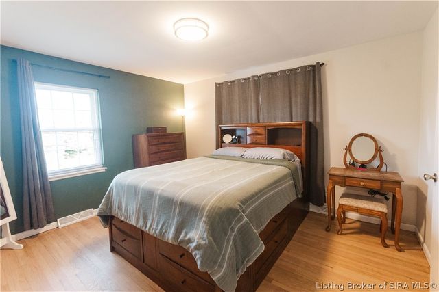 2420 Stover Drive, New Albany, IN 47150