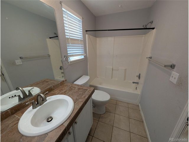 3230 S Decatur St, Sheridan, CO 80236