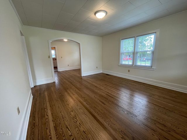 140 S Dunn Street, Angier, NC 27501