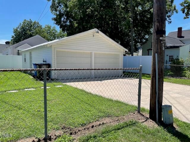 140 S Dunn Street, Angier, NC 27501