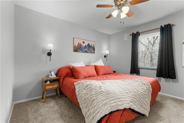 4027 Hedges Avenue, Kansas City, MO 64133