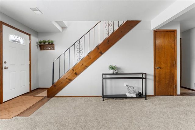 4027 Hedges Avenue, Kansas City, MO 64133