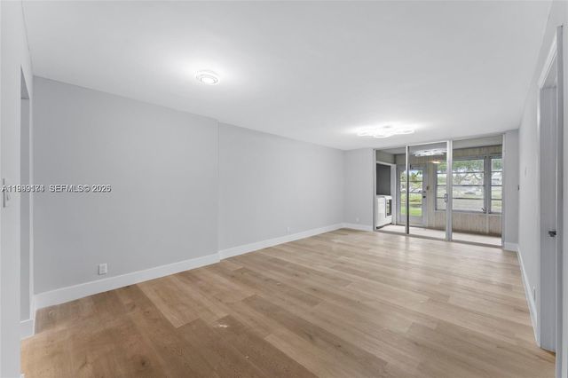 3141 NW 47th Ter 121, Lauderdale Lakes, FL 33319