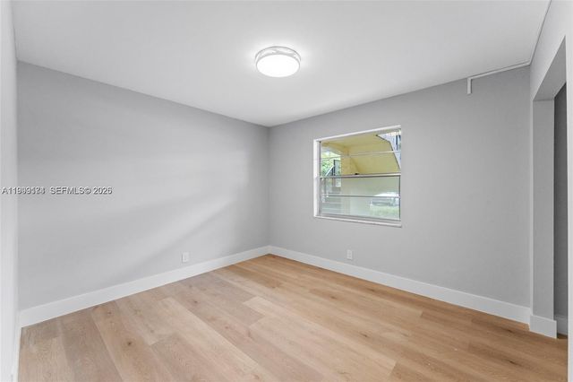 3141 NW 47th Ter 121, Lauderdale Lakes, FL 33319