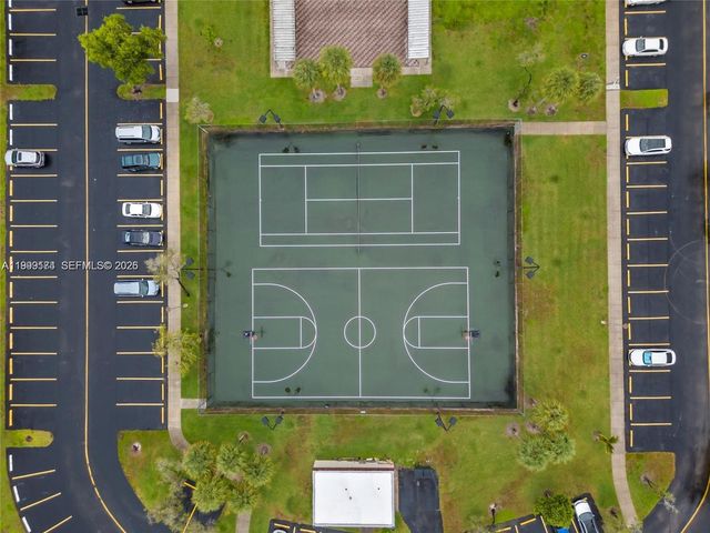 3141 NW 47th Ter 121, Lauderdale Lakes, FL 33319