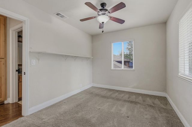 946 Bartlett Ave, Placerville, CA 95667