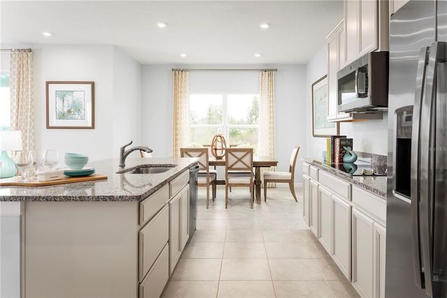 2363 SCENIC PARK LOOP, Wimauma, FL 33598