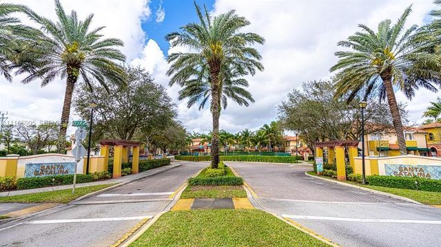 903 N SANTA CATALINA Circle, North Lauderdale, FL 33068