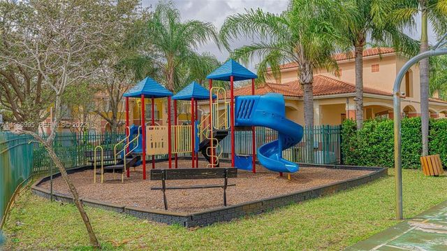903 N SANTA CATALINA Circle, North Lauderdale, FL 33068