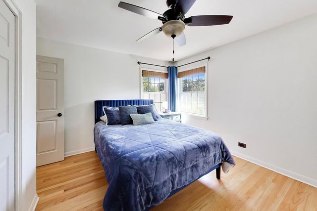 838 S Grant Avenue, Villa Park, IL 60181