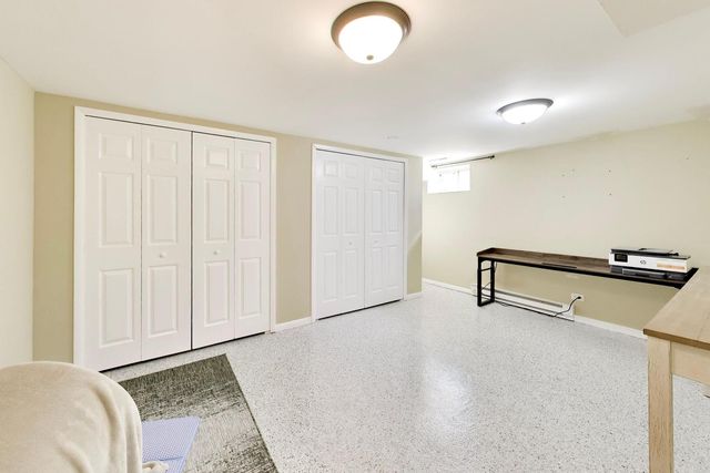838 S Grant Avenue, Villa Park, IL 60181
