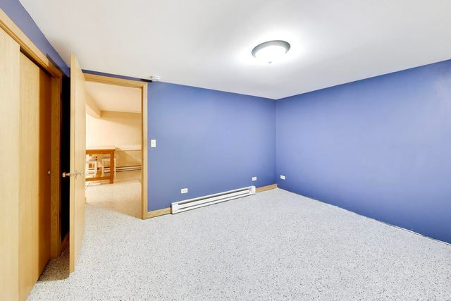 838 S Grant Avenue, Villa Park, IL 60181