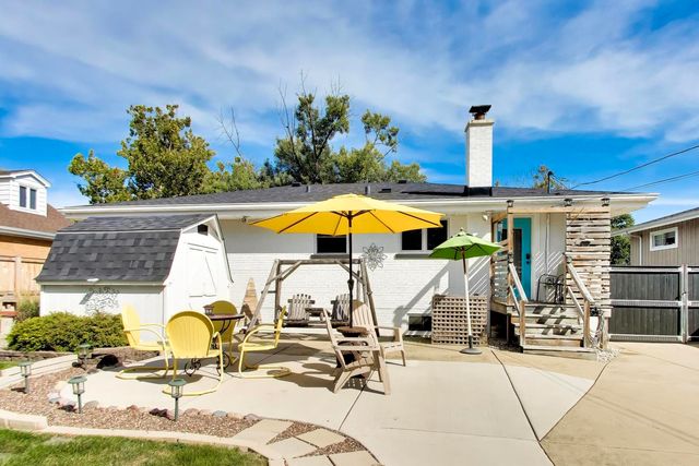 838 S Grant Avenue, Villa Park, IL 60181