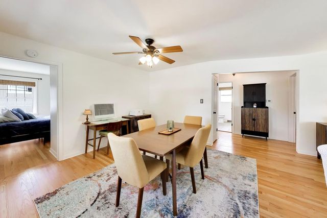 838 S Grant Avenue, Villa Park, IL 60181