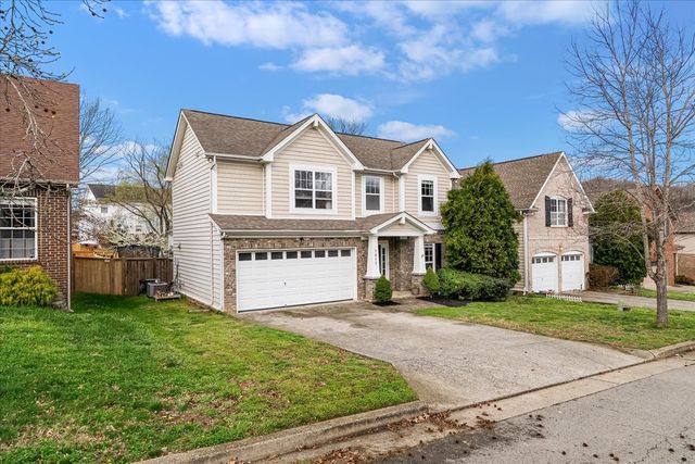 7417 Riverland Dr, Nashville, TN 37221