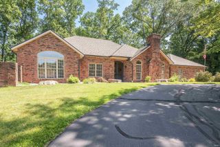 3717 E Devonshire Lane, Bloomington, IN 47408