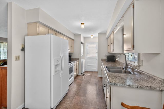 480 Wanstead Way, Lexington, KY 40505