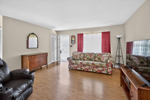 480 Wanstead Way, Lexington, KY 40505