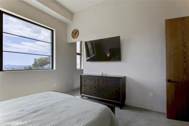 8504 Outland View, Sun Valley, CA 91352