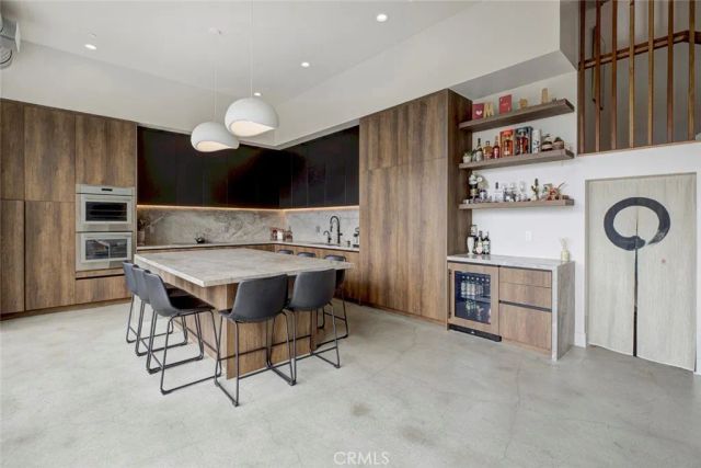 8504 Outland View, Sun Valley, CA 91352