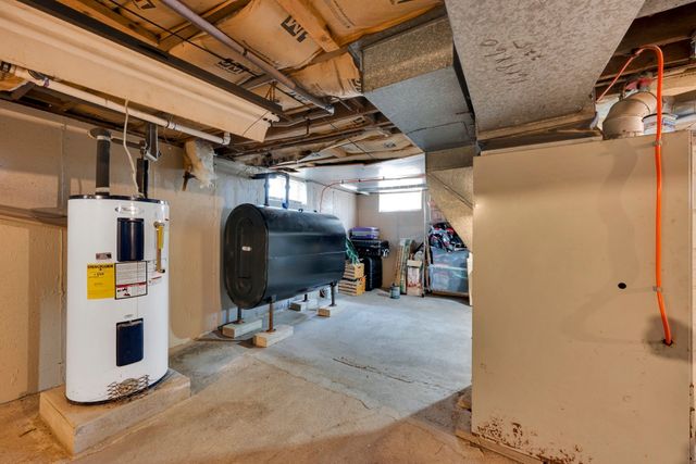 10 Union St, Southbridge, MA 01550