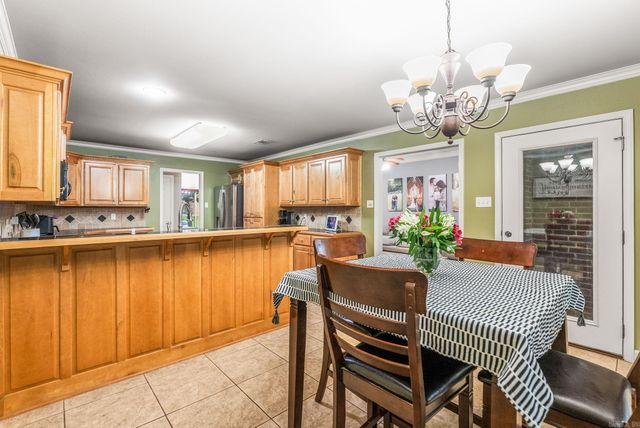 234 Summit Valley Circle, Maumelle, AR 72113