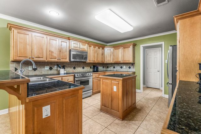 234 Summit Valley Circle, Maumelle, AR 72113