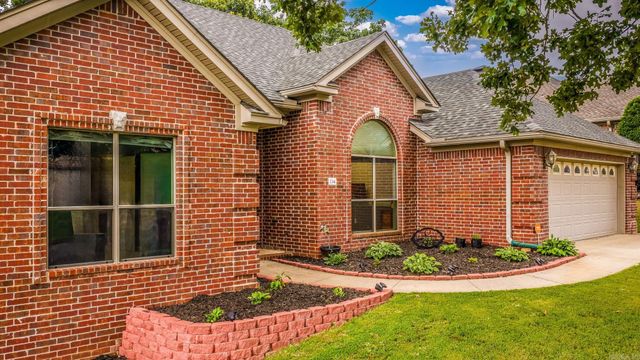 234 Summit Valley Circle, Maumelle, AR 72113