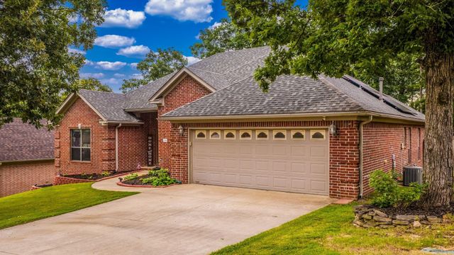 234 Summit Valley Circle, Maumelle, AR 72113