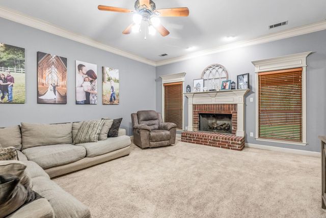 234 Summit Valley Circle, Maumelle, AR 72113