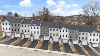 125 Bella Vista Drive, Baldwin Boro, PA 15236