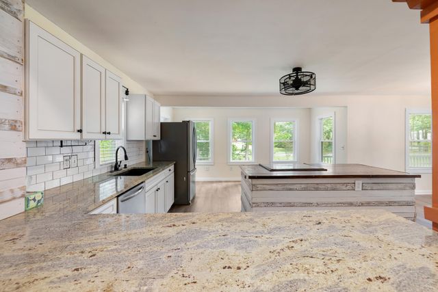 162 Whippoorwill Drive, Summerville, SC 29483