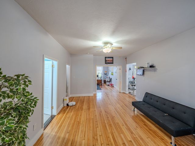 72 Mount Vernon St, Fitchburg, MA 01420