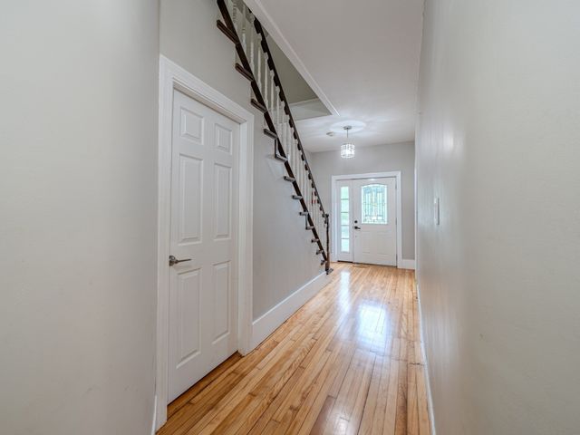 72 Mount Vernon St, Fitchburg, MA 01420