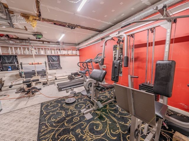 72 Mount Vernon St, Fitchburg, MA 01420