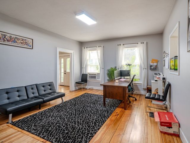 72 Mount Vernon St, Fitchburg, MA 01420