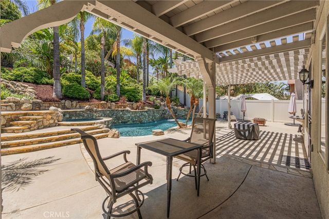 992 Chinotto Circle, Corona, CA 92881